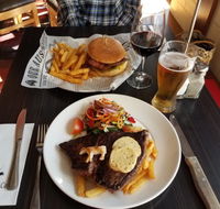 The Spotted Cow - Pubs Adelaide