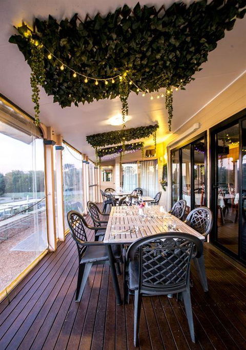 Witta General Store Licenced Cafe And Functions - Pubs Adelaide 7