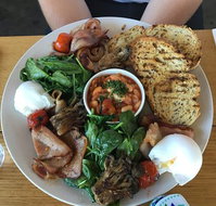 Three Monkey Place - Pubs Adelaide