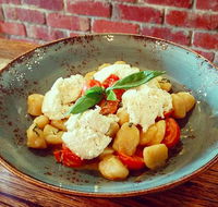 The Pizza Bar Strathmore - Pubs Adelaide