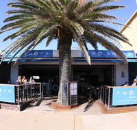 Two Buoys - Pubs Adelaide
