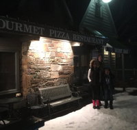 Alphutte Dinner Plain - Pubs Adelaide