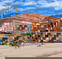 Commonwealth Hotel Newcastle - Pubs Adelaide