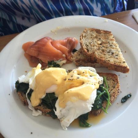 Foodies Deli Cafe - Pubs Adelaide 0