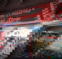 Parry's Milkbar And Candystore - Pubs Adelaide