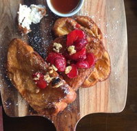 Spot Pea - Pubs Adelaide