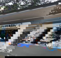 Zubi at Billy's - Pubs Adelaide