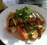 Juicy Goose - Pubs Adelaide