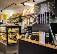 Cafe de Flore - Pubs Adelaide