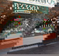 Anna  Sam Pizzeria Restaurant - Pubs Adelaide