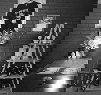 Dark Alley Cafe - Pubs Adelaide