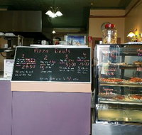 Mal's Pizza Bite - Pubs Adelaide