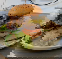 The West End Store Cafe - Pubs Adelaide