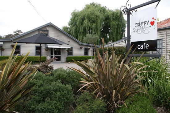 Buckenbowra ACT Pubs Adelaide