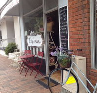 House Of Expressos - Pubs Adelaide