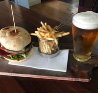 The White Hart Hotel - Pubs Adelaide