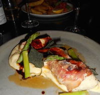 Belluci's Manuka - Pubs Adelaide