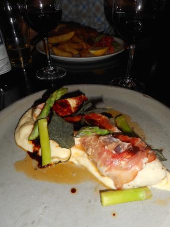 Belluci's Manuka - Pubs Adelaide 0