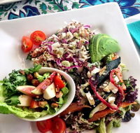 Old Lodge Gallery Emporium  By The River Cafe - Pubs Adelaide