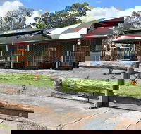 Bulga Tavern - Pubs Adelaide