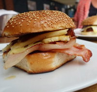 Huskisson Bakery  Cafe - Pubs Adelaide