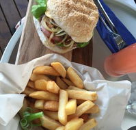 Lake Vue Cafe - Pubs Adelaide