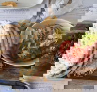 Alatonero - Pubs Adelaide