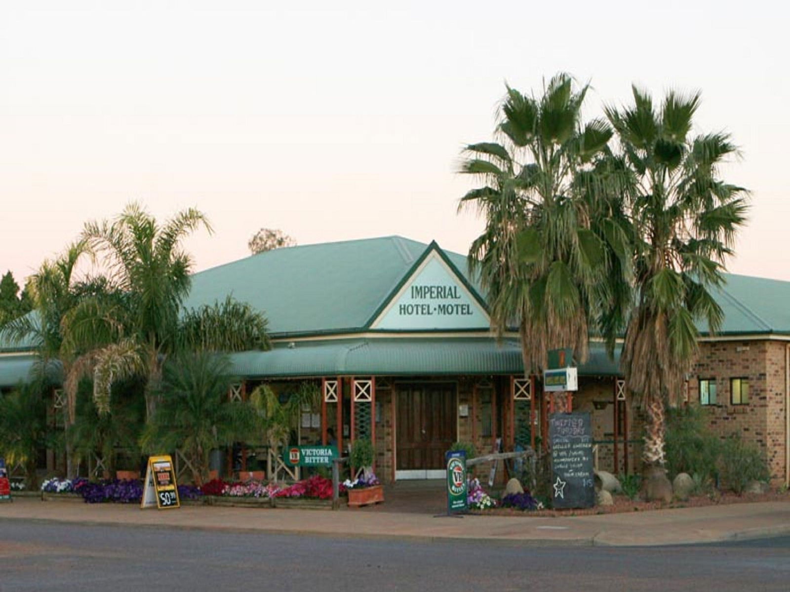 Outback Queensland QLD Pubs Adelaide