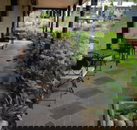 Meze Me Grove - Pubs Adelaide