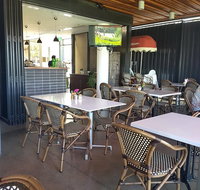 River La Vie - Pubs Adelaide