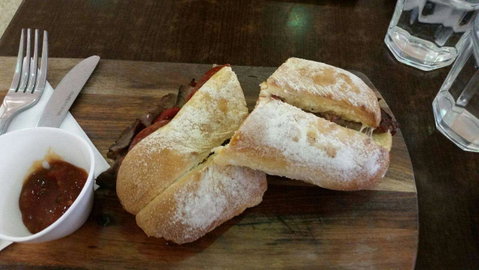Croissant Express - Booragoon - Pubs Adelaide 0