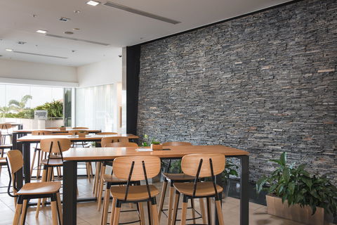 The Grill Pelican Waters - Pubs Adelaide 2