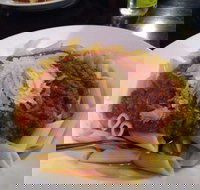 Yarra Valley Restaurant  Courtyard - Pubs Adelaide