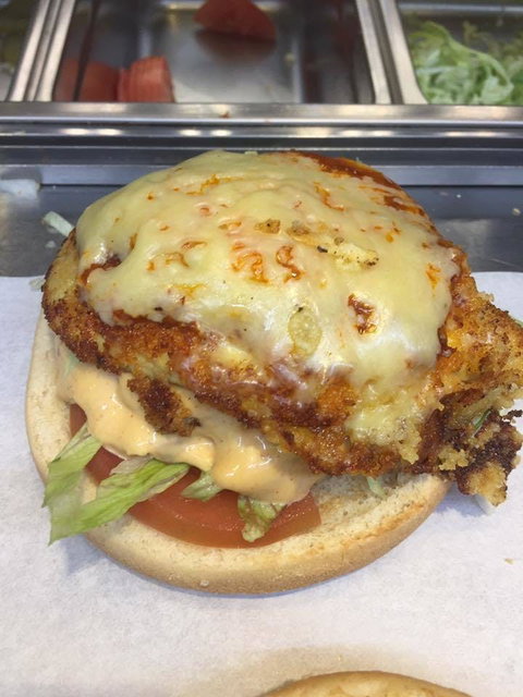 BIG BUN - Pubs Adelaide 0