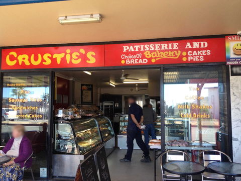 Crusty's On The Go - Pubs Adelaide 0