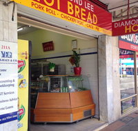 Diamond Lee Hot Bread - Pubs Adelaide