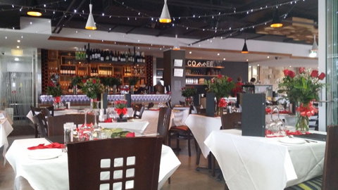 Maximus Cafe - Pubs Adelaide 0
