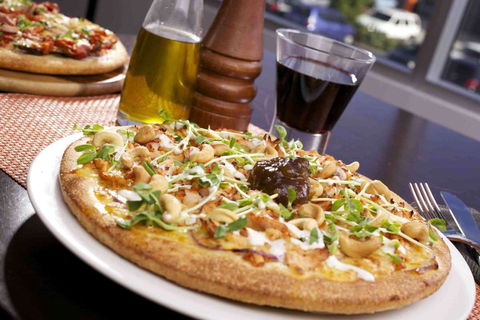Pizza Capers - Noosa Heads - Pubs Adelaide 0