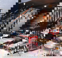 Deja Vu - Pubs Adelaide