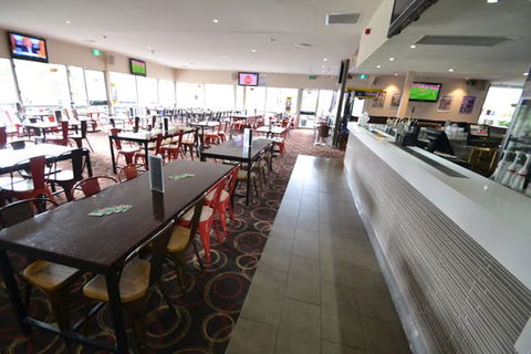 Heathcote Hotel - Pubs Adelaide 0