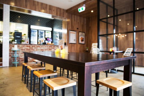 The Precinct Hotel - Pubs Adelaide 0
