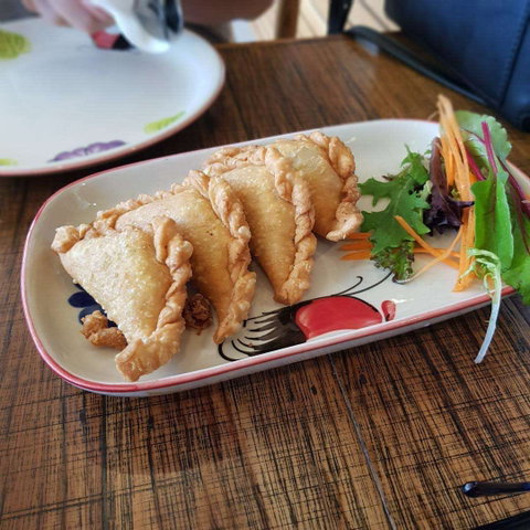 5 Star Thaitanic - Pubs Adelaide 0