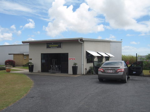 Murdering Point Winery - Pubs Adelaide 1