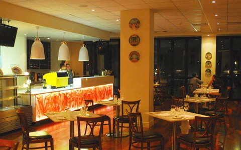 LakeFront Bistro - Pubs Adelaide 20