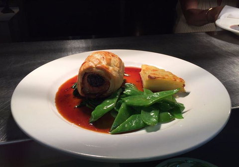 LakeFront Bistro - Pubs Adelaide 8