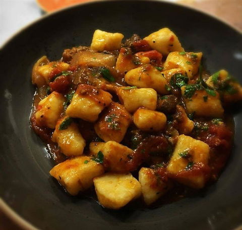 Sai Thong Thai - Pubs Adelaide 10