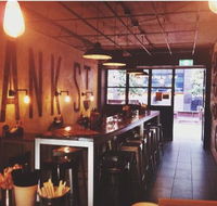 Sit Lo - Pubs Adelaide