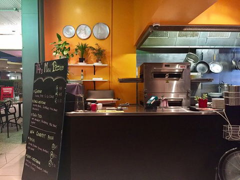 T4's Gourmet Pizza & Pasta - Pubs Adelaide 0