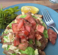 Bowen Arrow Cafe - Pubs Adelaide