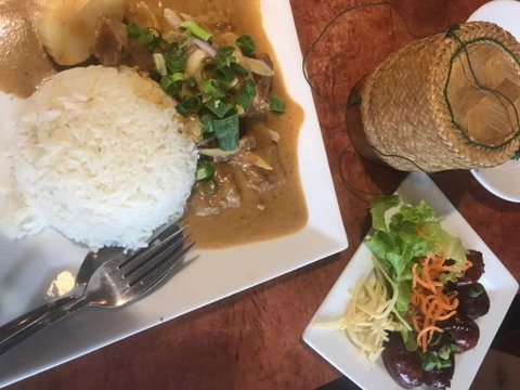 Sumbaijai Thai Esan - Pubs Adelaide 0